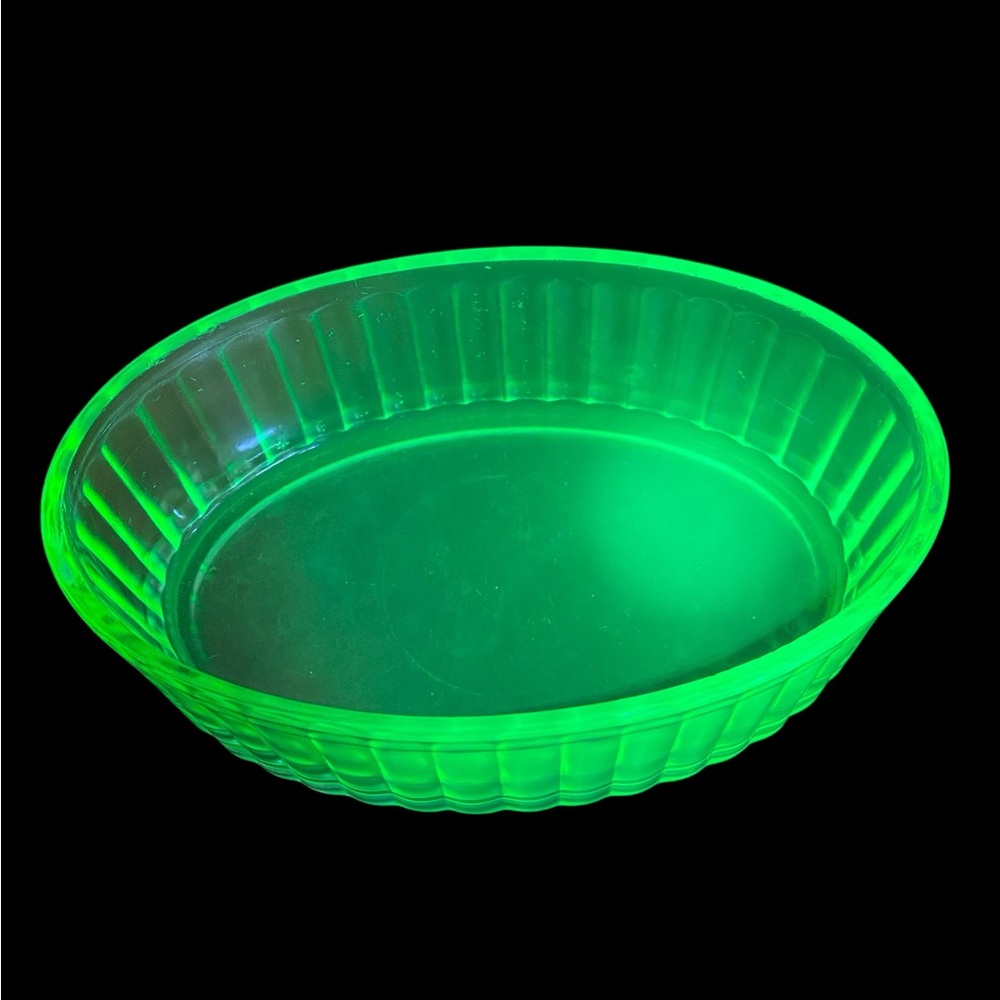 Vintage 1930s Anchor Hocking Oval Uranium Green Ribbed Depression Glass - Picture 4 of 10